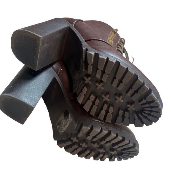 Dream Pairs lace up booties size 6 - Picture 6 of 9